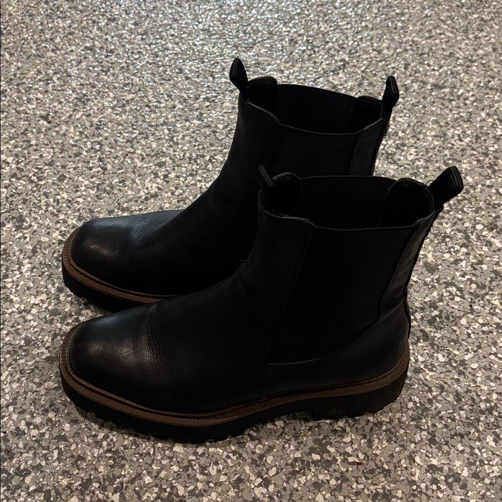 Sam Edelman Boots Womens Size 8 Black Leather Chelsea Chunky Lug Sole Laguna